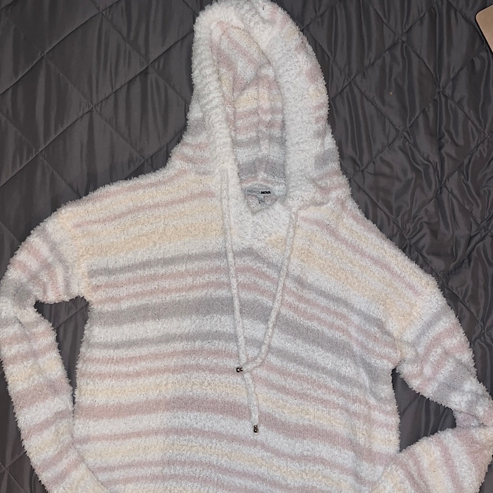Fashion Nova white and light pink and grey stripped fuzzy cozy sweater